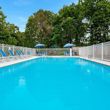 Travelodge By Wyndham Cape Cod Area West Dennis Экстерьер фото