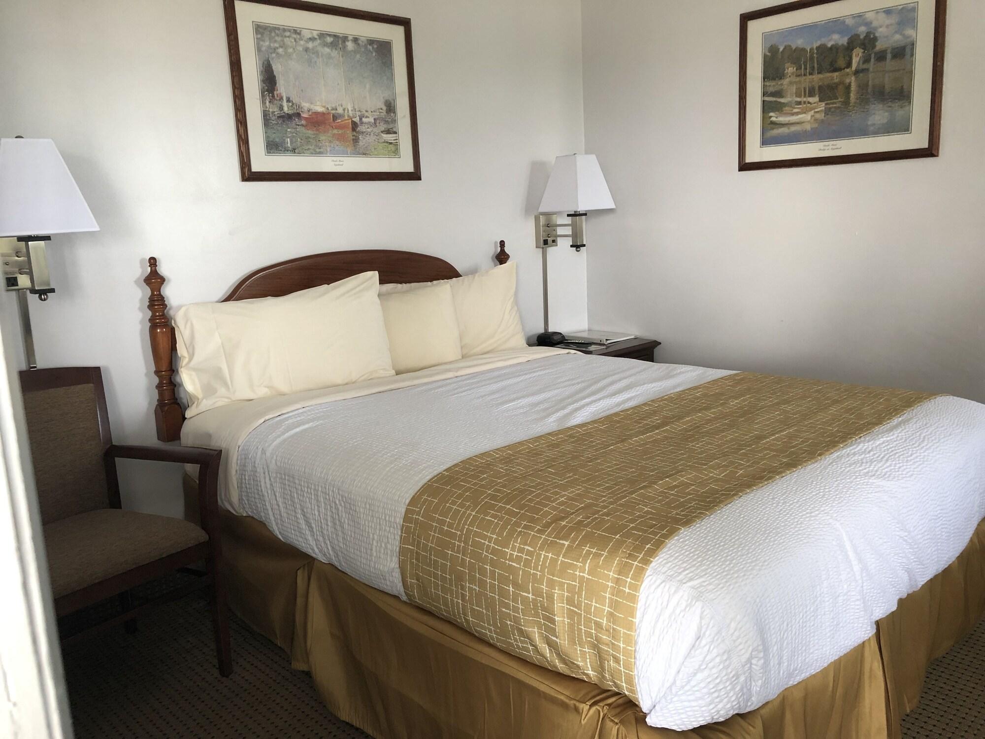 Travelodge By Wyndham Cape Cod Area West Dennis Экстерьер фото
