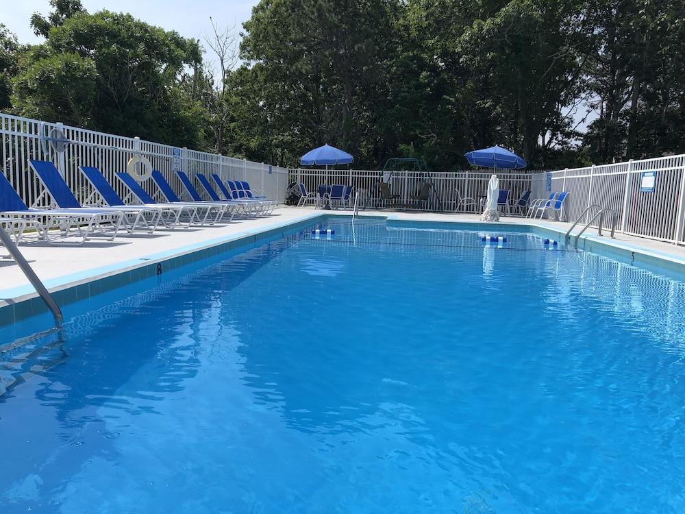 Travelodge By Wyndham Cape Cod Area West Dennis Экстерьер фото