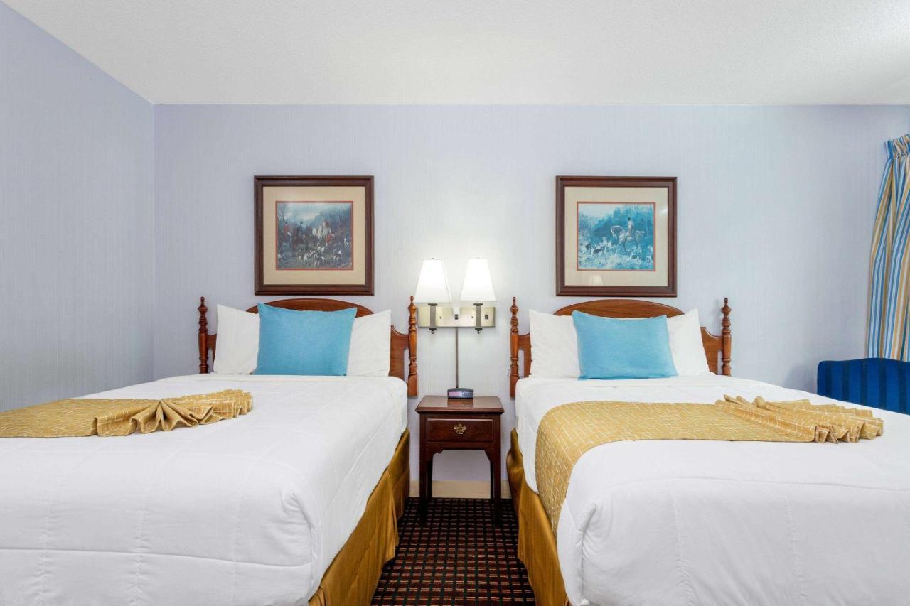 Travelodge By Wyndham Cape Cod Area West Dennis Экстерьер фото