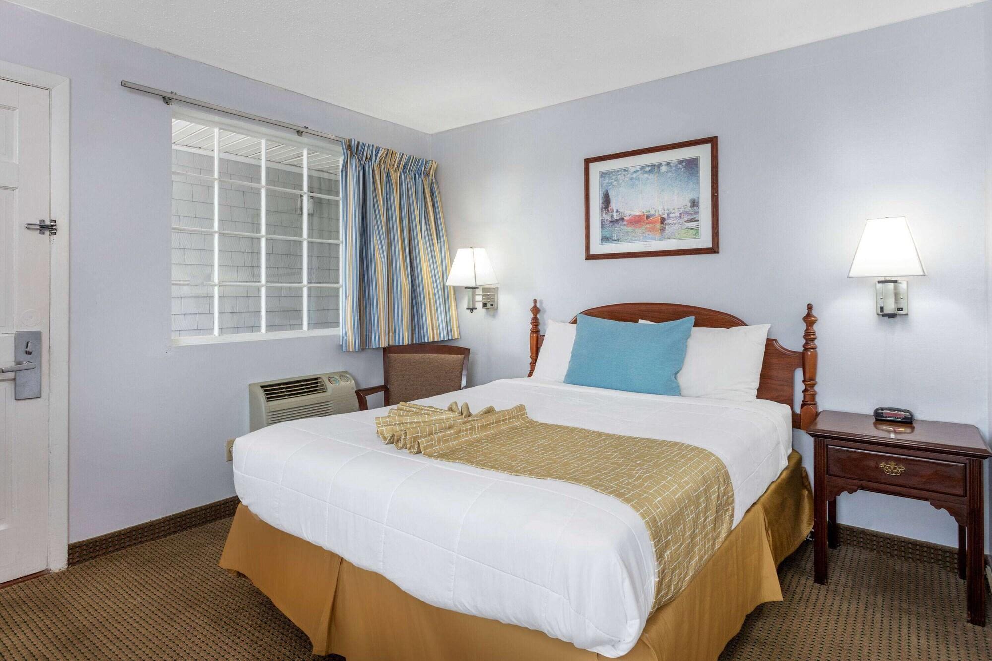 Travelodge By Wyndham Cape Cod Area West Dennis Экстерьер фото