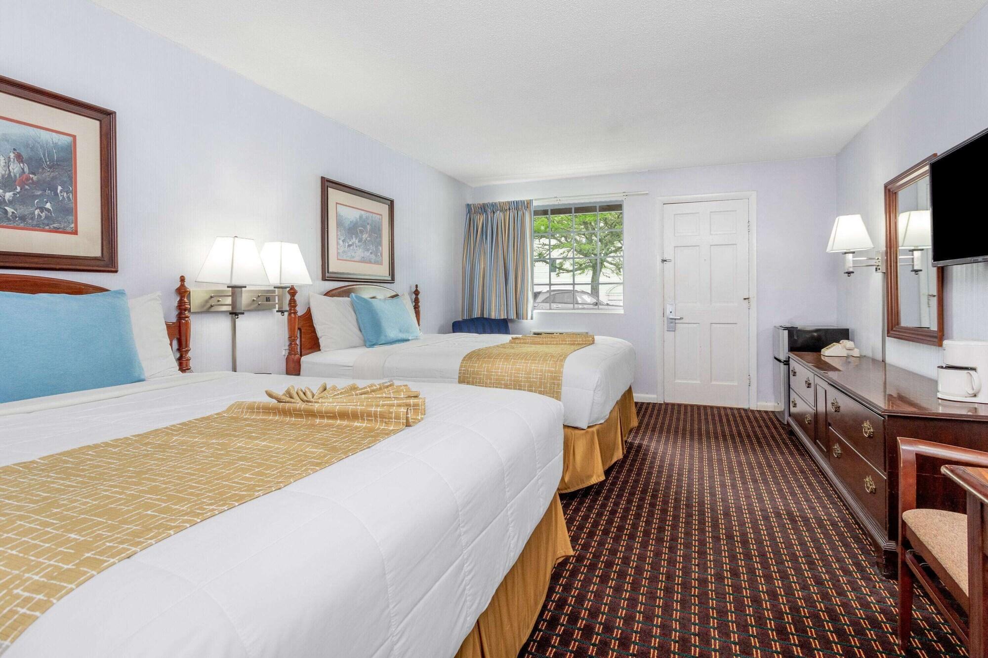 Travelodge By Wyndham Cape Cod Area West Dennis Экстерьер фото