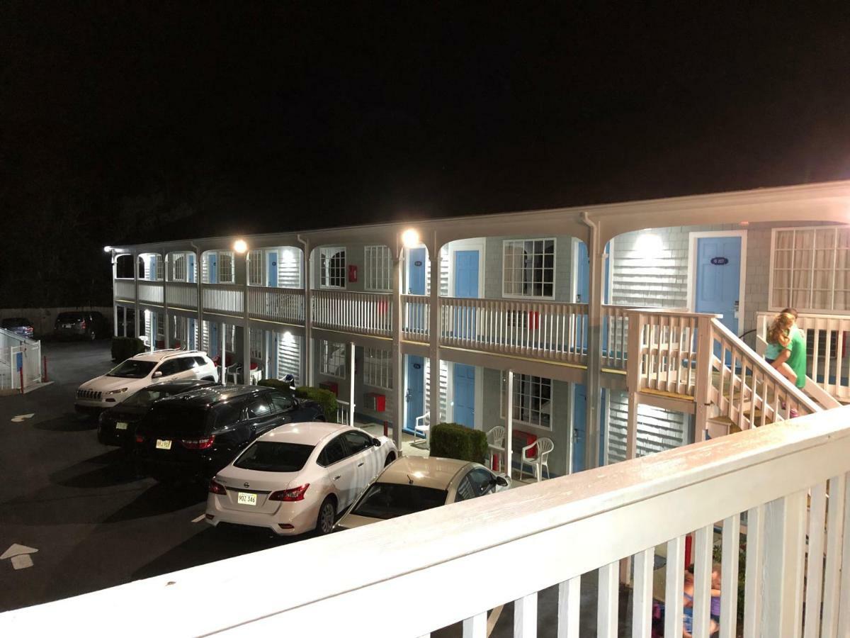 Travelodge By Wyndham Cape Cod Area West Dennis Экстерьер фото